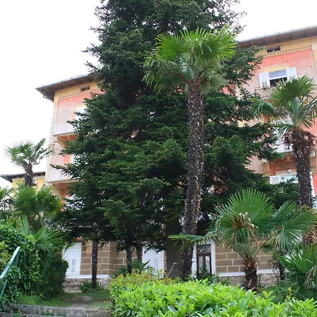 Rezine Appartamento Laurana