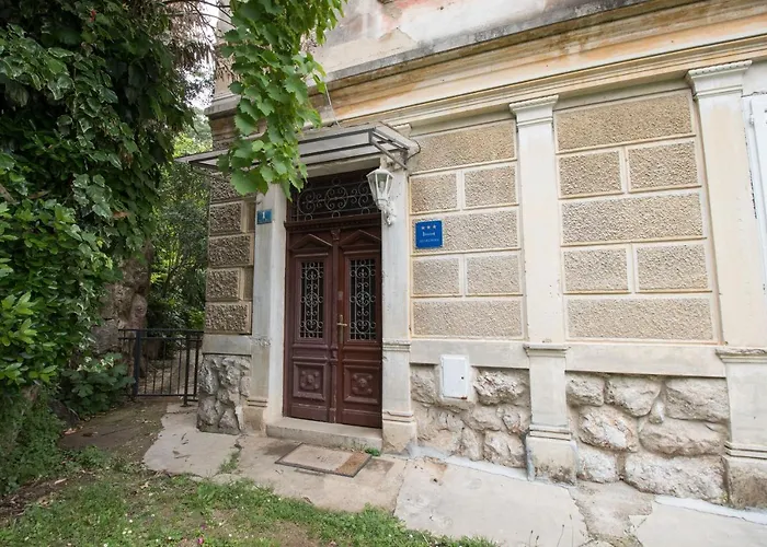 Апартаменты Rezine *